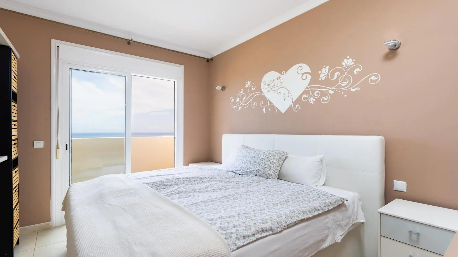פוארטו דה סנטיאגו Chalet Adosado Con Piscina Privada, Terrazas - 2 Dormitorios Y Aire Acondicionado - Casa Peters 0*, פוארטו דה סנטיאגו ספרד
